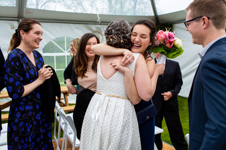 Rainy_countryside_wedding_ygk_backyard_tent_kingston_photographer_rob_whelan-1