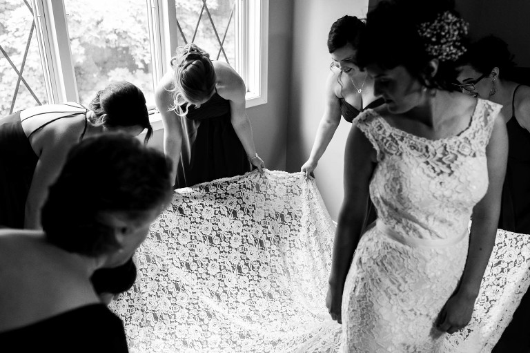 Isabel_Bader_Centre_Wedding_ygk_kingston_queens_university_candid_documentary_photojournalism_RobWhelanPhoto-1-2