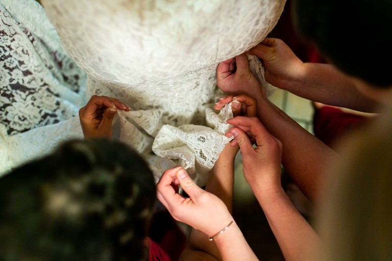 Isabel_Bader_Centre_Wedding_ygk_kingston_queens_university_candid_documentary_photojournalism_RobWhelanPhoto-1-2
