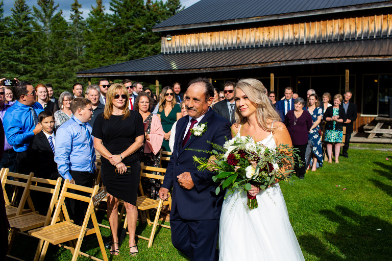 Saunders_Farm_Wedding_country_fun_outdoor_candid_photojournalism_rob_whelan-1
