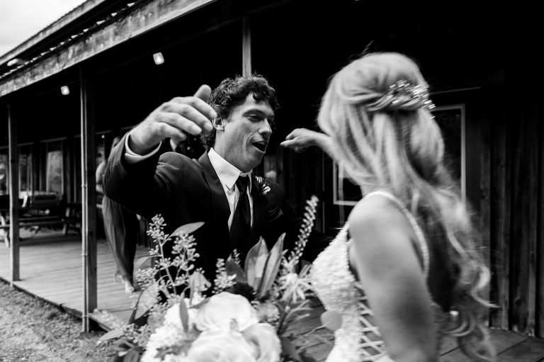 Saunders_Farm_Wedding_country_fun_outdoor_candid_photojournalism_rob_whelan-1