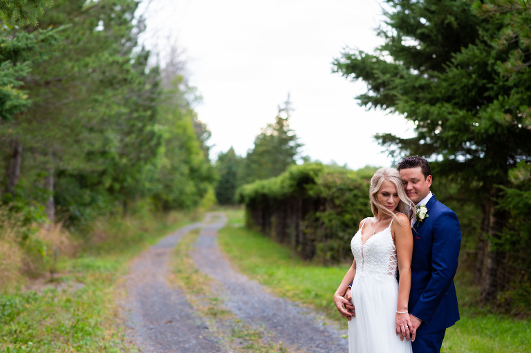 Saunders_Farm_Wedding_country_fun_outdoor_candid_photojournalism_rob_whelan-1