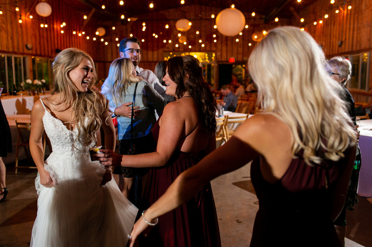 Saunders_Farm_Wedding_country_fun_outdoor_candid_photojournalism_rob_whelan-1