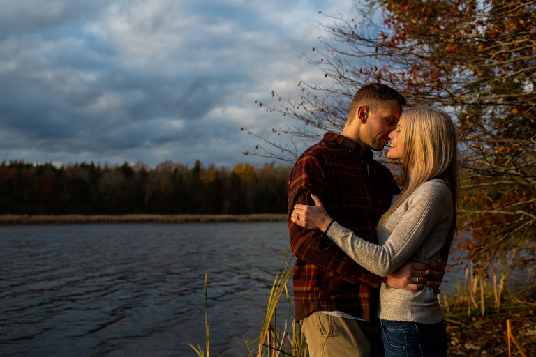 Parrotts_Bay_engagement_photos_fall_autumn_kingston_photographers_ygk_rob_whelan-1