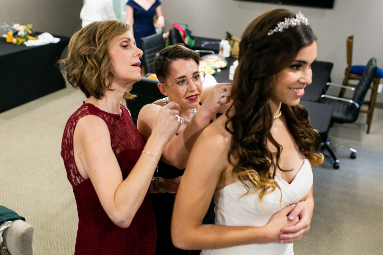 courtyard_restaurant_wedding_byward_market_YOW_ottawa_opportunity_knocks_events_winter_snow_candid_rob_whelan-1