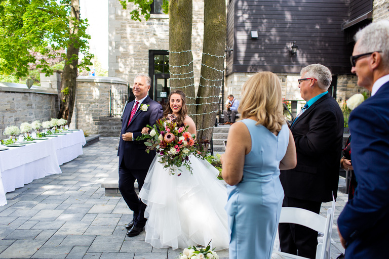 Frontenac-club-wedding-ygk-candid-photojournalism-kingston-photographer-rob-whelan-covid-intimate-outdoor-1