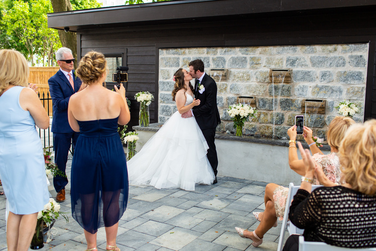 Frontenac-club-wedding-ygk-candid-photojournalism-kingston-photographer-rob-whelan-covid-intimate-outdoor-1