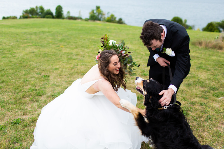 Frontenac-club-wedding-ygk-candid-photojournalism-kingston-photographer-rob-whelan-covid-intimate-outdoor-1