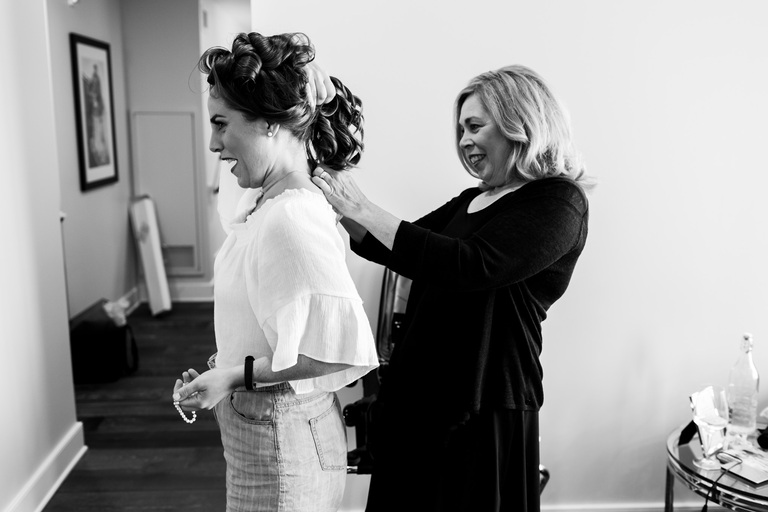 Frontenac-club-wedding-ygk-candid-photojournalism-kingston-photographer-rob-whelan-covid-intimate-outdoor-1