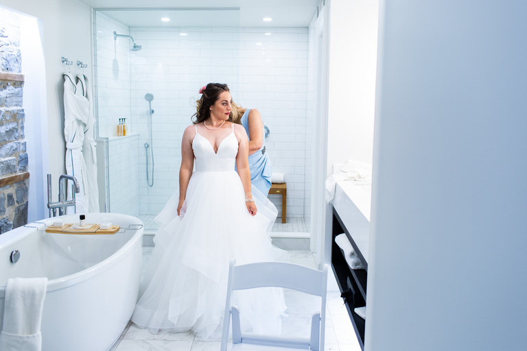 Frontenac-club-wedding-ygk-candid-photojournalism-kingston-photographer-rob-whelan-covid-intimate-outdoor-1