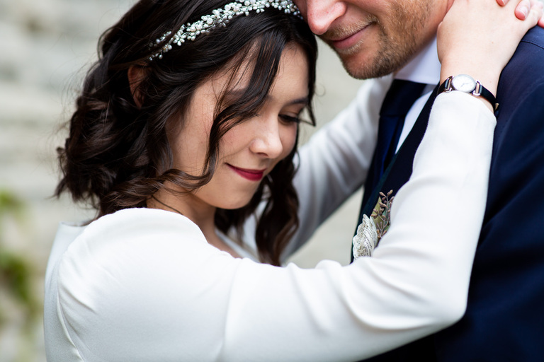 Frontenac-Inn-Wedding-intimate-covid-small-rooftop-queens-university-candid-rob-whelan-photo-ygk-kingston-photographer-1