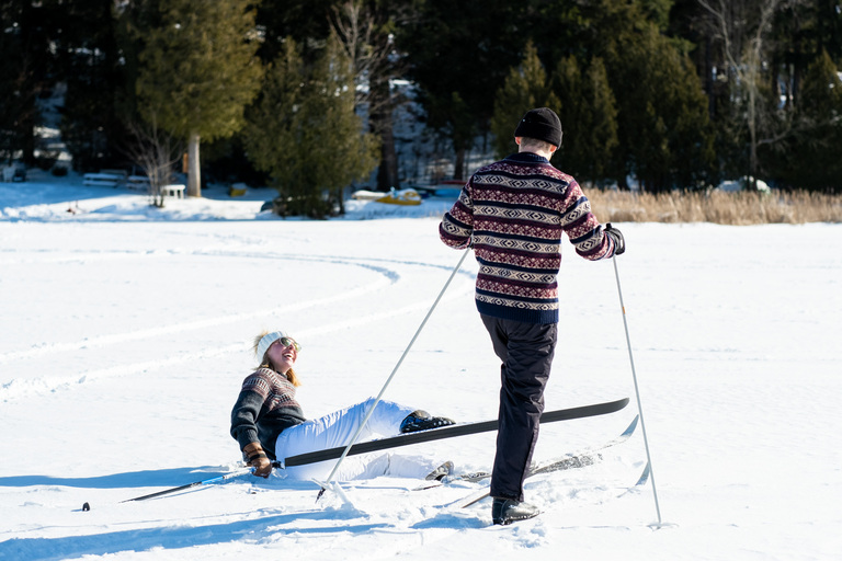 xc-ski-engagement-session-ygk-loughborough-lake-winter-bluebird-kingston-wedding-photographer-rob-whelan
