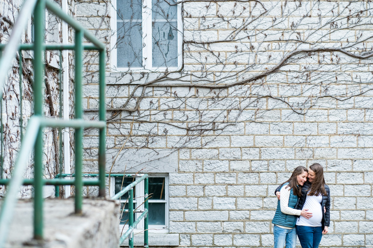 active-family-session-maternity-scooter-fun-moms-kingston-ygk-wedding-photographer-rob-whelan-1