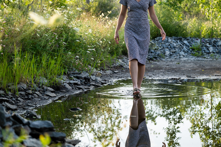 ygk-headshots-unique-contextual-artist-outdoor-kingston-photographer-rob-whelan-1