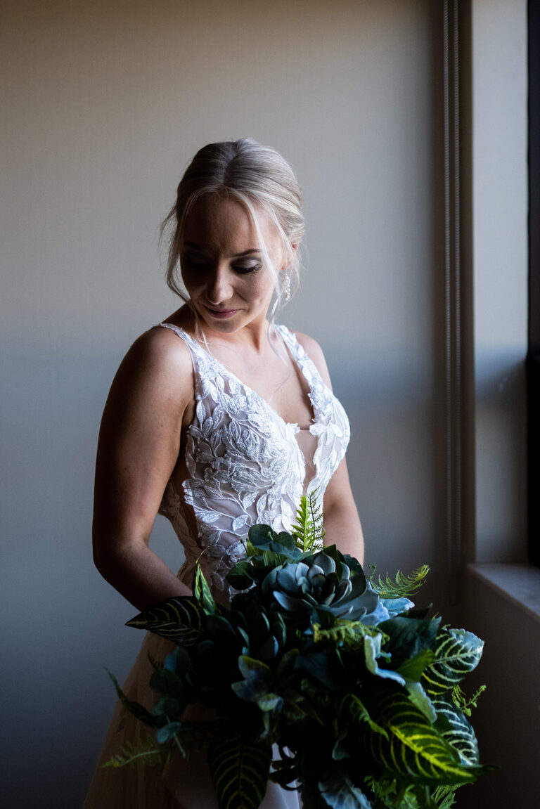fort-henry-wedding-ygk-candid-photojournalism-fun-raw-unscripted-photos-rob-whelan-photography-1-2