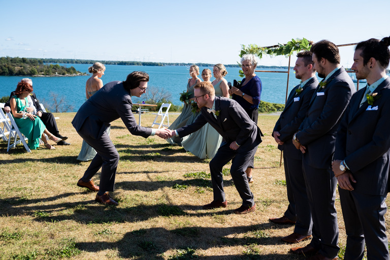 fort-henry-wedding-ygk-candid-photojournalism-fun-raw-unscripted-photos-rob-whelan-photography-1-2