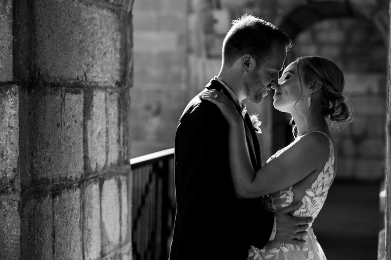 fort-henry-wedding-ygk-candid-photojournalism-fun-raw-unscripted-photos-rob-whelan-photography-1-2