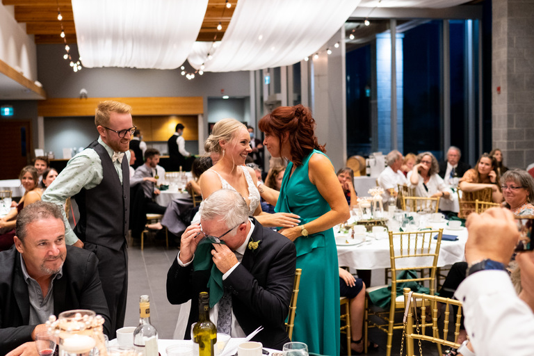 fort-henry-wedding-ygk-candid-photojournalism-fun-raw-unscripted-photos-rob-whelan-photography-1-2