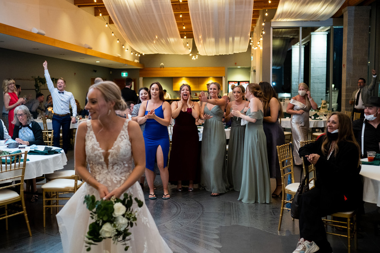 fort-henry-wedding-ygk-candid-photojournalism-fun-raw-unscripted-photos-rob-whelan-photography-1-2