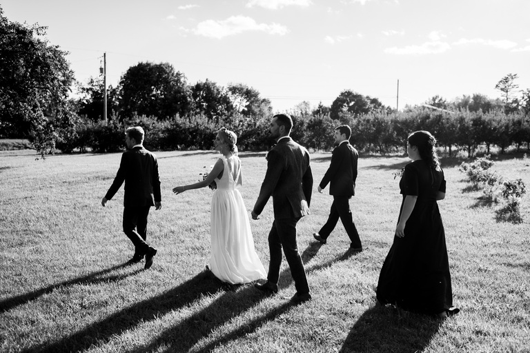 the-eddie-wedding-pec-vintage-vibes-sunset-the-county-candid-ygk-rob-whelan-photo-3