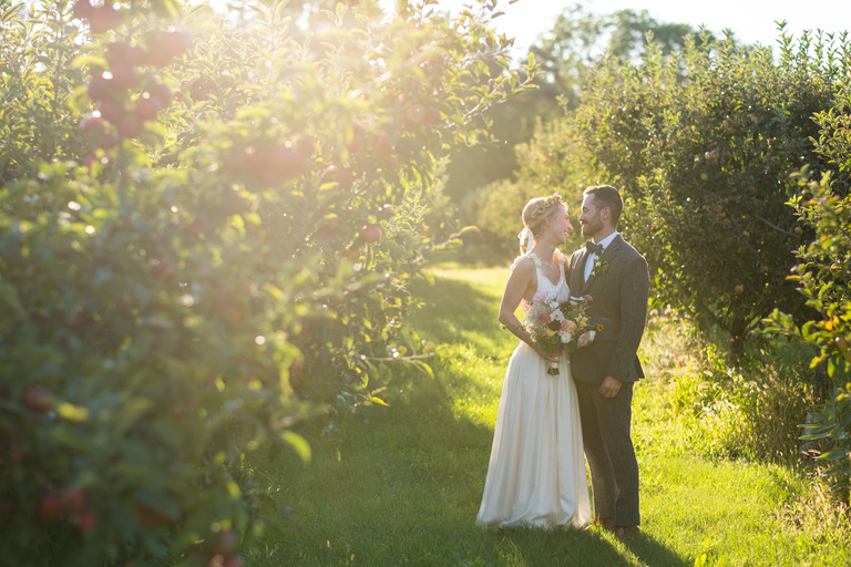 the-eddie-wedding-pec-vintage-vibes-sunset-the-county-candid-ygk-rob-whelan-photo-3