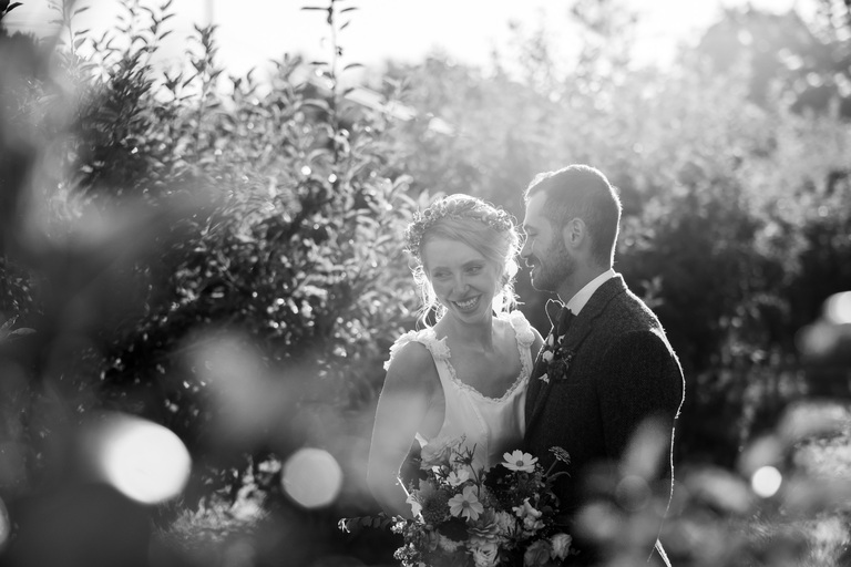 the-eddie-wedding-pec-vintage-vibes-sunset-the-county-candid-ygk-rob-whelan-photo-3