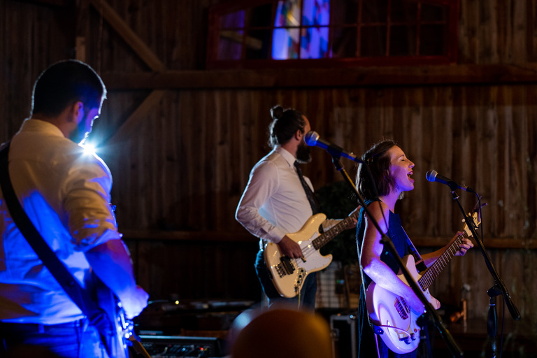the-eddie-wedding-pec-vintage-vibes-sunset-the-county-candid-ygk-rob-whelan-photo-3