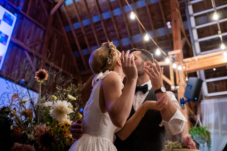 the-eddie-wedding-pec-vintage-vibes-sunset-the-county-candid-ygk-rob-whelan-photo-3