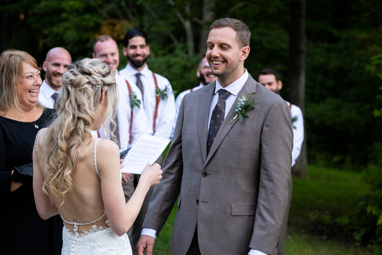 Rockport-Barn-Wedding-ygk-beautiful-rustic-venue-kingston-candid-photographer-rob-whelan-photo-1