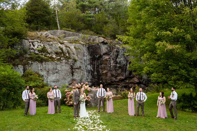 Rockport-Barn-Wedding-ygk-beautiful-rustic-venue-kingston-candid-photographer-rob-whelan-photo-1