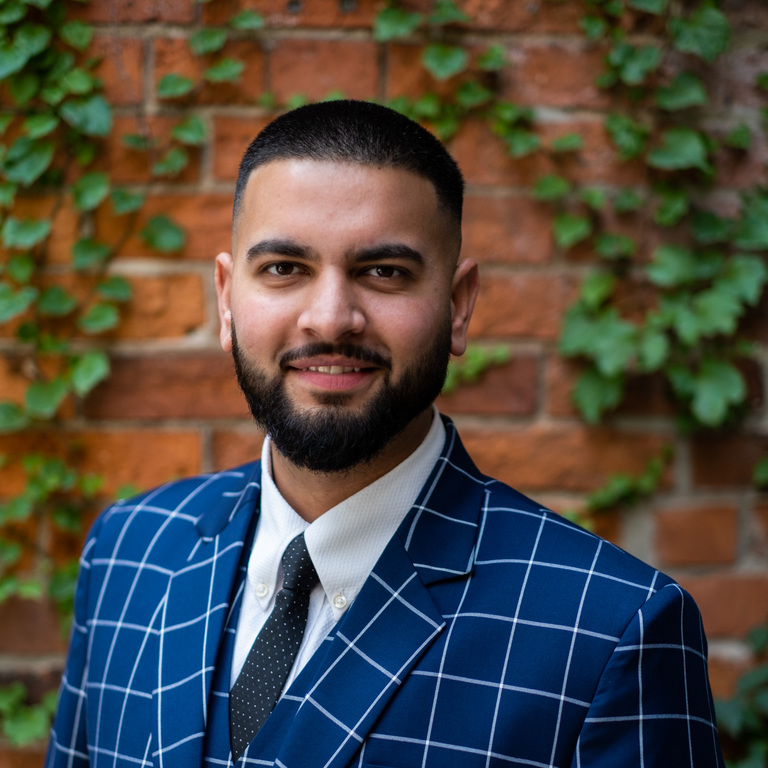 real-estate-agent-headshots-realtor-ygk-garry-cheema-remax-rise-rob-whelan-photo