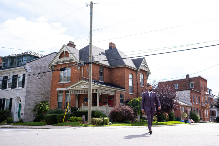 real-estate-agent-headshots-realtor-ygk-garry-cheema-remax-rise-rob-whelan-photo