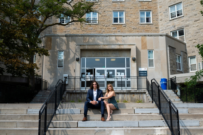 Queens-University-Grad-Photos-ygk-lifestyle-candid-rob-whelan-photo-2