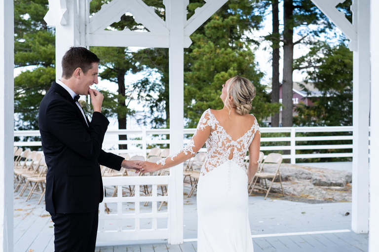 boldt-castle-wedding-bonnie-castle-candid-photojournalism-photography-rob-whelan-ygk-kingston-1