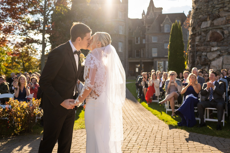 boldt-castle-wedding-bonnie-castle-candid-photojournalism-photography-rob-whelan-ygk-kingston-1