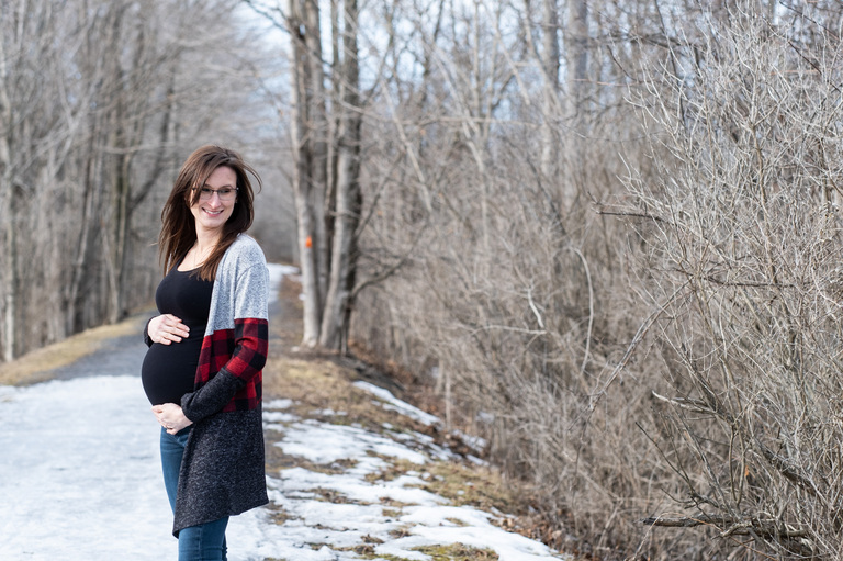 maternity-ygk-couple-cozy-pug-kingston-photographer-rob-whelan-1