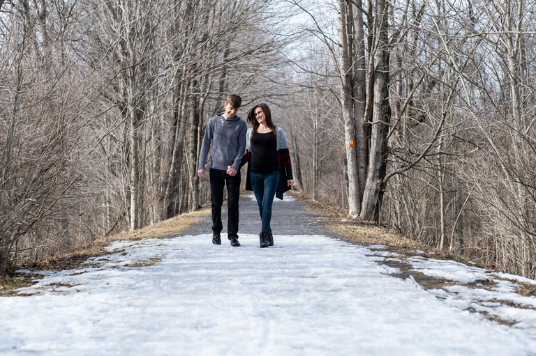 maternity-ygk-couple-cozy-pug-kingston-photographer-rob-whelan-1
