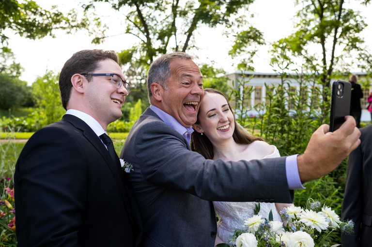 Spindle-Tree-Manor-Wedding-CC-Weddings-and-Events-YGK-tamworth-Rob-Whelan-Photo-kingston-photographer-candid-1