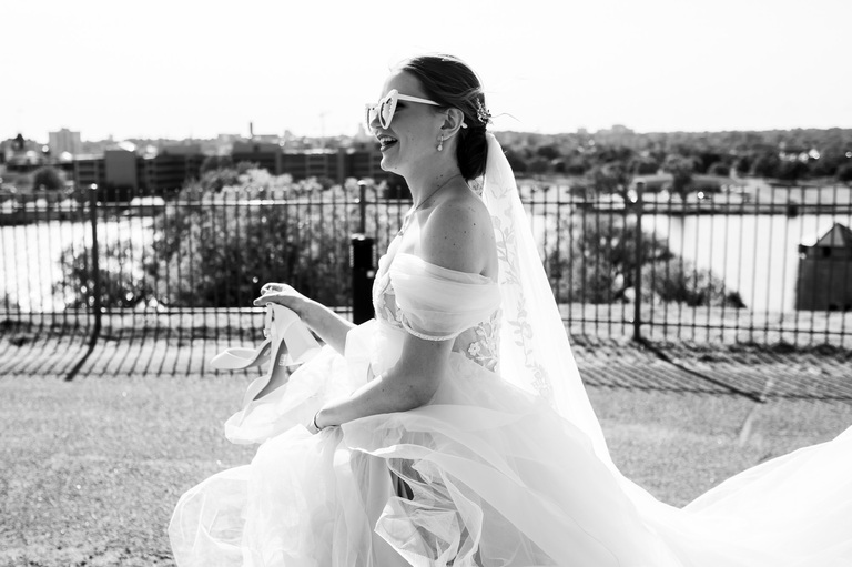 city-hall-wedding-ygk-portrait-session-fort-henry-rob-whelan-photo-kingston-candid-portraits-1