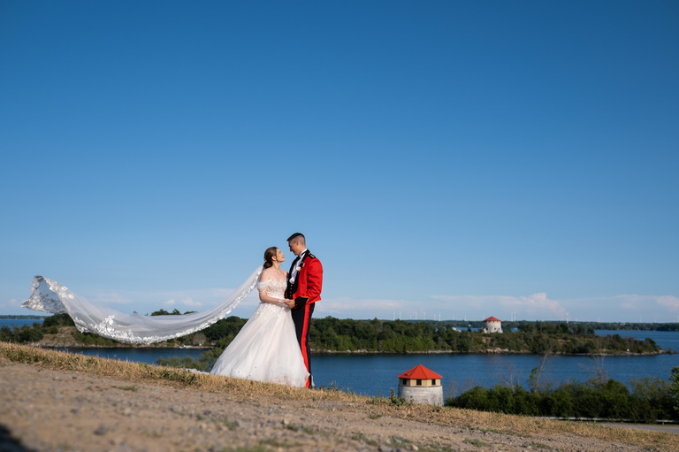 city-hall-wedding-ygk-portrait-session-fort-henry-rob-whelan-photo-kingston-candid-portraits-1