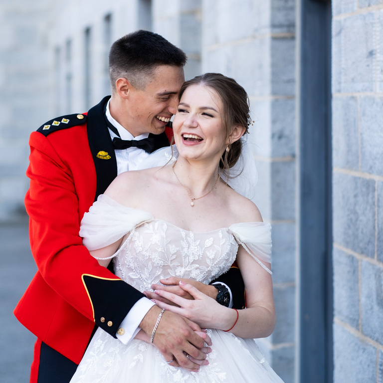 city-hall-wedding-ygk-portrait-session-fort-henry-rob-whelan-photo-kingston-candid-portraits-1