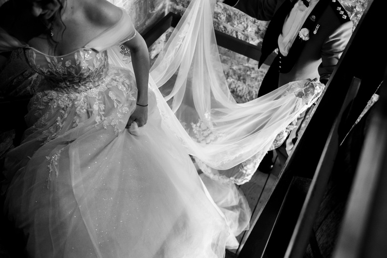 city-hall-wedding-ygk-portrait-session-fort-henry-rob-whelan-photo-kingston-candid-portraits-1