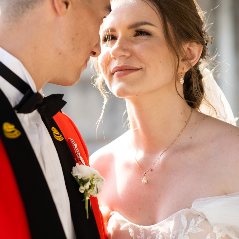 city-hall-wedding-ygk-portrait-session-fort-henry-rob-whelan-photo-kingston-candid-portraits-1
